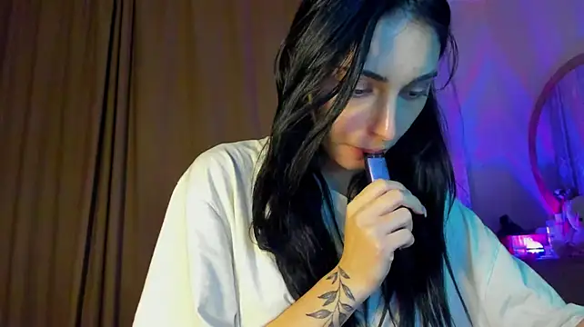Lesyalisss stripchat live cam model
