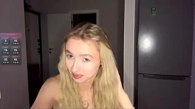ClonedAge stripchat live cam model
