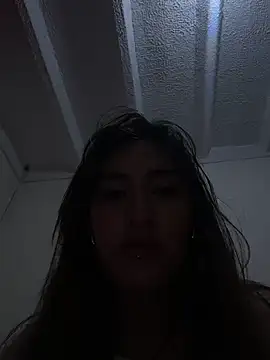 velariasoft_ stripchat live cam model