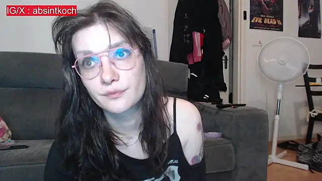 Kochmare69 stripchat live cam model