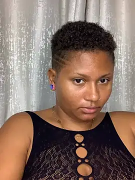 madelltheebony stripchat live cam model