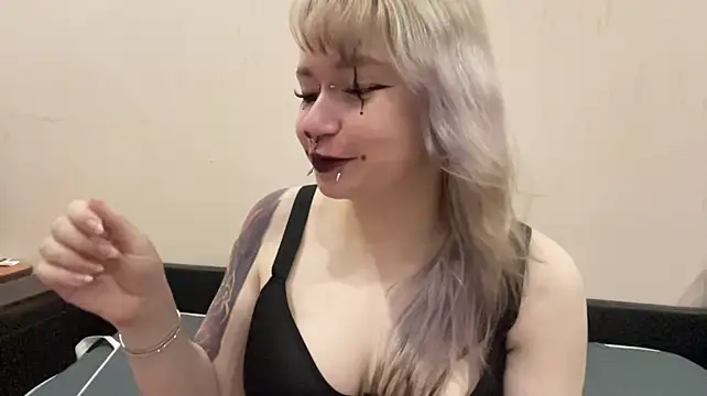 Rain_Lin stripchat live cam model