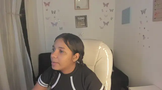 miiyaako_dss stripchat live cam model