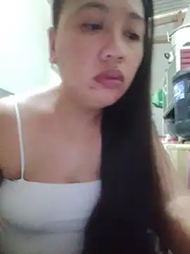 sweetgirll11 stripchat live cam model
