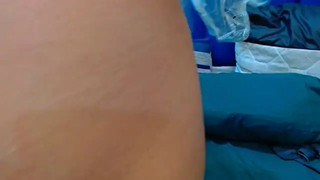 Ayasexyxx26 stripchat live cam model