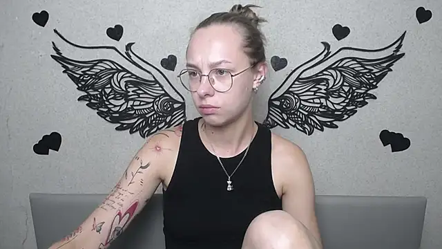 SteshaGlass stripchat live cam model