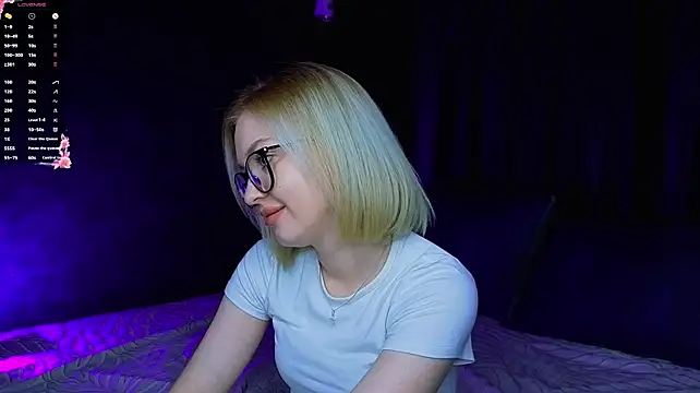 Eva_kiki stripchat live cam model