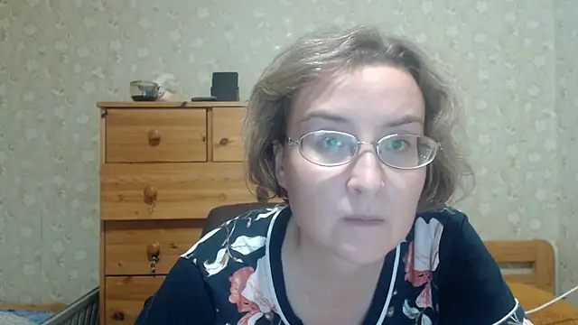Smart_Rose stripchat live cam model
