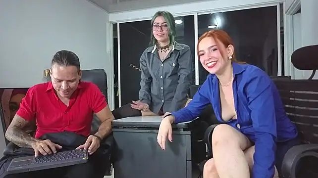 NinaVsRocco stripchat live cam model