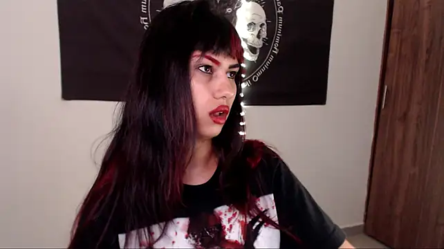 Little-Lucifer stripchat live cam model