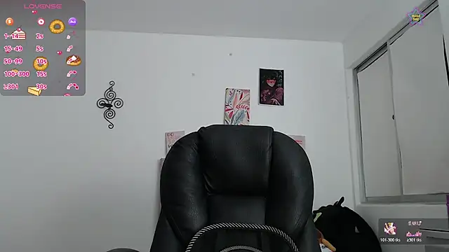 ellajonz stripchat live cam model