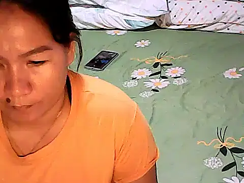Sweetyummybabygirl stripchat live cam model