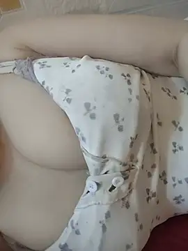 Snack-big stripchat live cam model