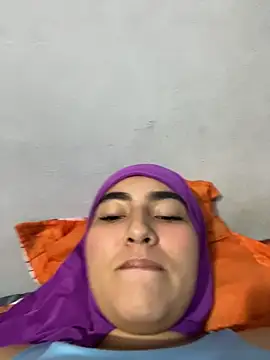 Malika_Noor stripchat live cam model