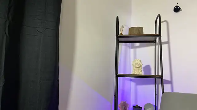 Ariiana_Jones stripchat live cam model