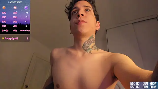 Michael_v77 stripchat live cam model