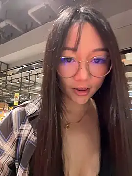 tiantian_99 stripchat live cam model