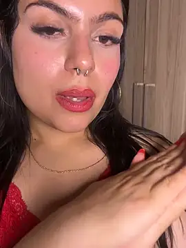 Babyellenn stripchat live cam model