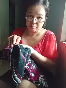 -Iloveyou9999- stripchat live cam model