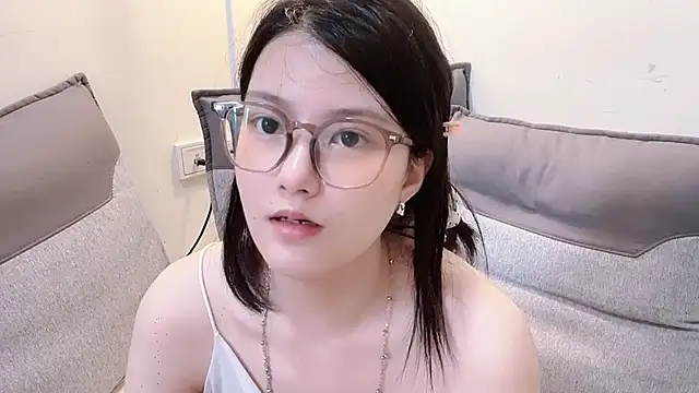 yuanbaobao66 stripchat live cam model