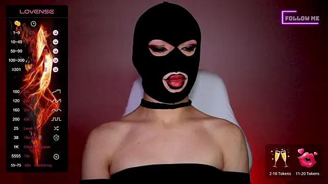Bigfemblue stripchat live cam model