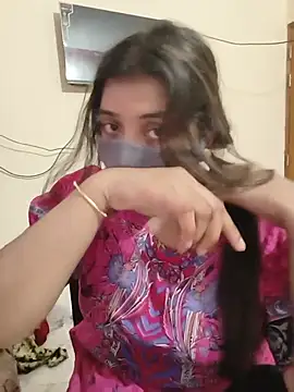 Joya-202 stripchat live cam model