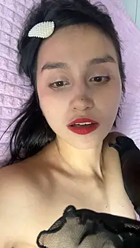 bigbabykiki stripchat live cam model