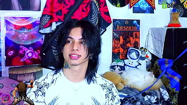 Seraphiell stripchat live cam model