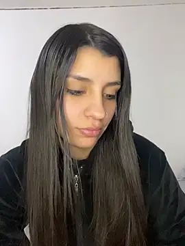Mundowanda777 stripchat live cam model