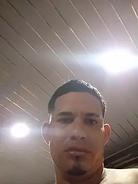 Danielok02 stripchat live cam model