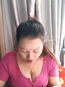 Jennie_dogy stripchat live cam model