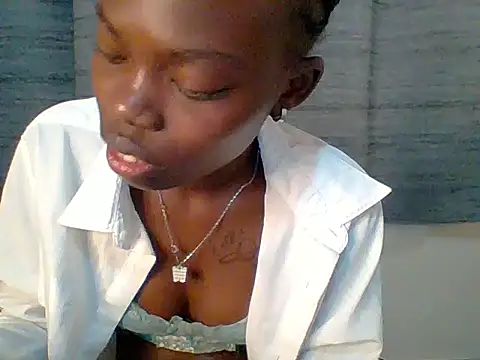 Sweet_quincy stripchat live cam model