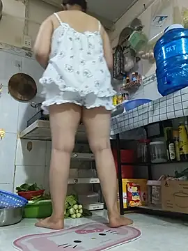 Forever9s stripchat live cam model