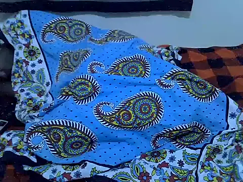 tingly_ties stripchat live cam model