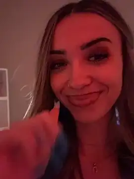 Tiny-Mimi stripchat live cam model