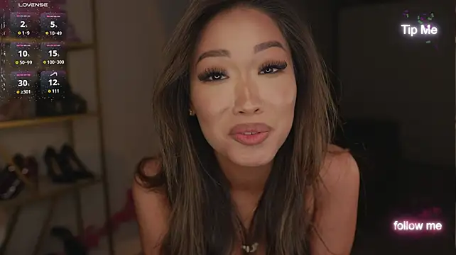 Kami_Lee_XO stripchat live cam model