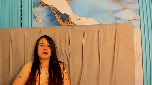moanamonroepri stripchat live cam model