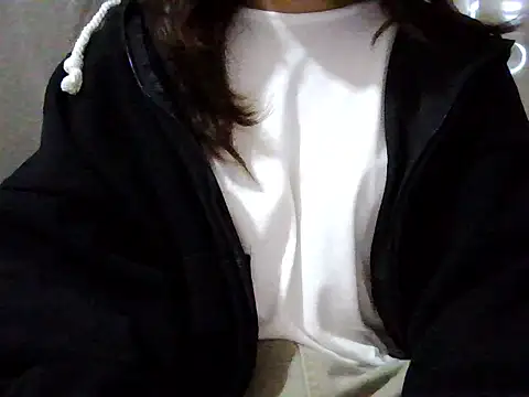 Beobaby135 stripchat live cam model