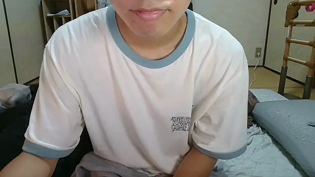 BASHIKO2006 stripchat live cam model
