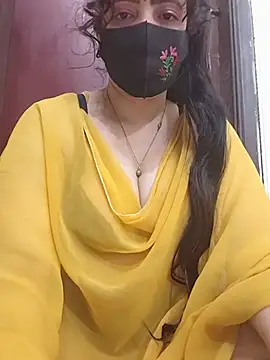 Saanvi-Sen stripchat live cam model