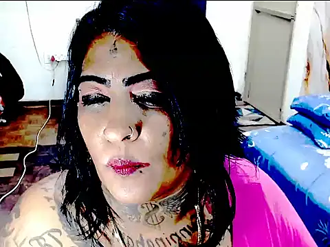 Indiancatz2 stripchat live cam model