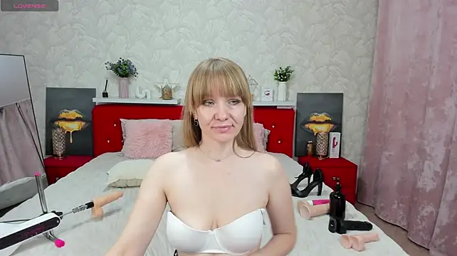 KattyPeachX stripchat live cam model