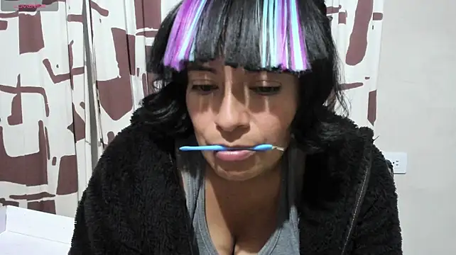 Acelinrose stripchat live cam model