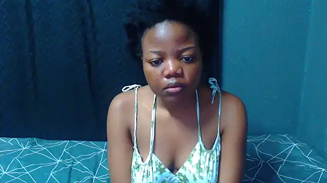 AlliBabe stripchat live cam model