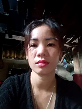 Isabella_pusy stripchat live cam model