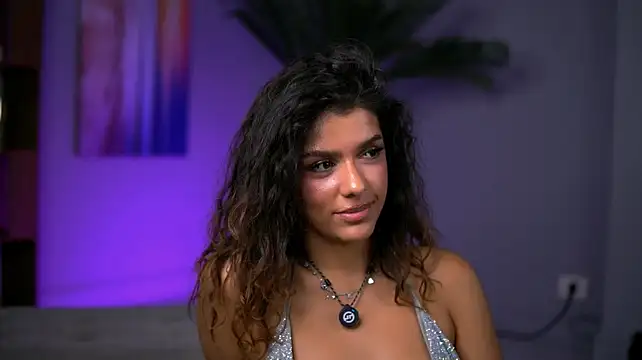 HiypnoEyess stripchat live cam model