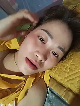 Logii_x stripchat live cam model