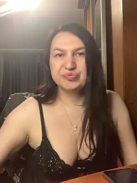 EvaBeautyXxX stripchat live cam model