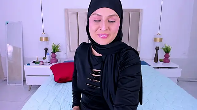 aisha_k stripchat live cam model