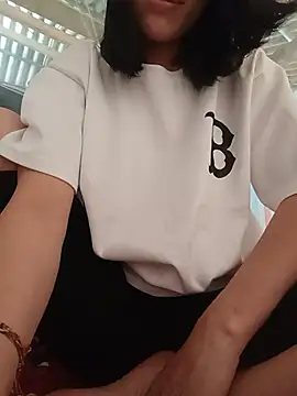 -Kem-04 stripchat live cam model